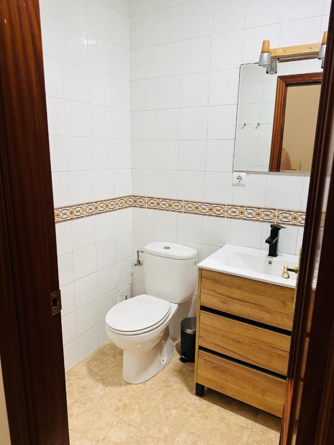 Apartamento Acogedor Y Moderno En Pleno Centro De Sevilla Con Parking Gratis Kültér fotó